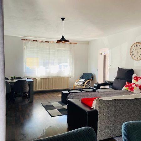 Apartment Zvecaj Джяково Екстер'єр фото